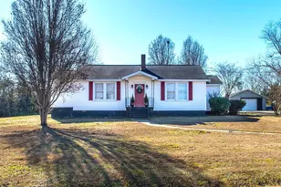 53 Hartford Heights St, Newberry, SC 29108 - Photo 1