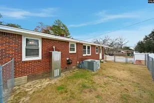 1116 Lee Cir, West Columbia, SC 29170 - Photo 8