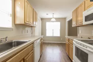 261 Oakpointe Dr, Lexington, SC 29072 - Photo 8