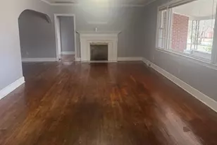 110 Harris St, Bishopville, SC 29010 - Photo 2