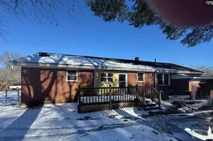 110 Harris St, Bishopville, SC 29010 - Photo 16