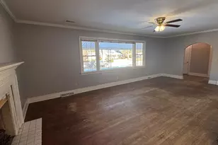 110 Harris St, Bishopville, SC 29010 - Photo 8