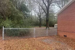 110 Harris St, Bishopville, SC 29010 - Photo 16