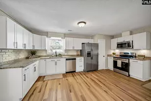 139 E Chateau Dr, West Columbia, SC 29170 - Photo 10