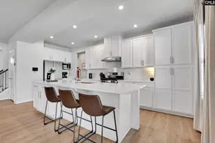 6067 Ives Ave, Spartanburg, SC 29307 - Photo 8