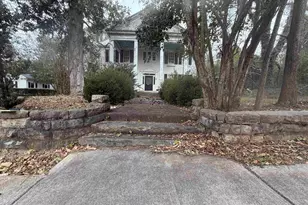 1234 Calhoun St, Newberry, SC 29108 - Photo 2
