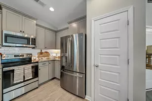 1220 Independence Dr, Elgin, SC 29045 - Photo 6