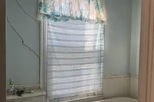 2733 River Dr, Columbia, SC 29201 - Photo 4