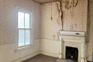 2733 River Dr, Columbia, SC 29201 - Photo 2