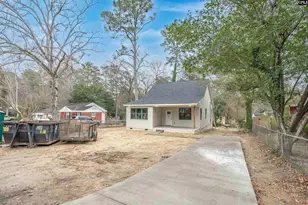 2512 Marling Dr, Columbia, SC 29204 - Photo 2