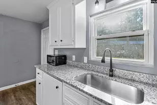 640 St Matthews Rd, Swansea, SC 29160 - Photo 12