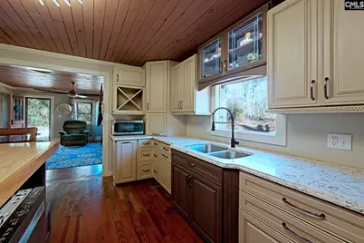 2311 Congaree Dr, Cayce, SC 29033 - Photo 6