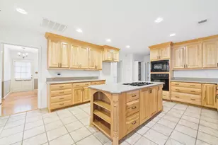 1015 Haven Dr, Columbia, SC 29209 - Photo 8