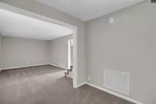 2620 Pleasant Ridge Dr, Columbia, SC 29209 - Photo 2