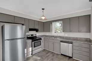 2620 Pleasant Ridge Dr, Columbia, SC 29209 - Photo 10