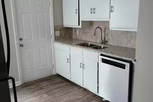 340 S Bull St, Columbia, SC 29205 - Photo 12