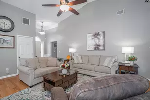 204 Coopers Hawk Cir, Irmo, SC 29063 - Photo 4