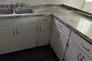 200 Hudson Dr, Florence, SC 29506 - Photo 10