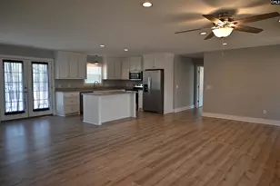 860 E Steele Rd, West Columbia, SC 29170 - Photo 12