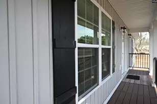 860 E Steele Rd, West Columbia, SC 29170 - Photo 8