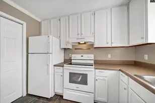 940 Glenn Street 303, West Columbia, SC 29169 - Photo 14