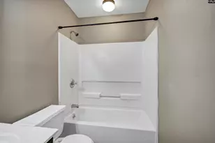 940 Glenn Street 303, West Columbia, SC 29169 - Photo 22