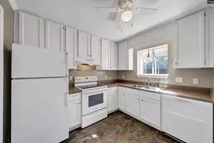 940 Glenn Street 303, West Columbia, SC 29169 - Photo 12