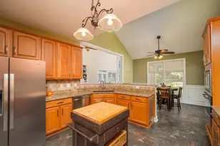 24 Ashworth Ln, Columbia, SC 29206 - Photo 10