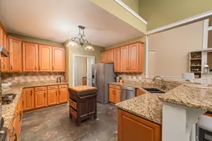 24 Ashworth Ln, Columbia, SC 29206 - Photo 8