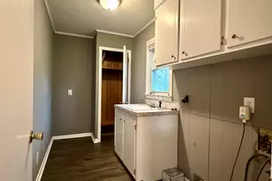 960 Old Charleston Rd, Pelion, SC 29123 - Photo 14