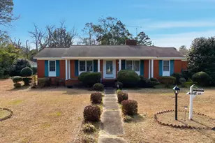 223 Ridge St, Bishopville, SC 29010 - Photo 1