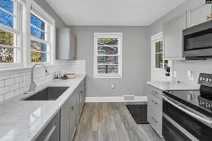 308 S Bonham Rd, Columbia, SC 29205 - Photo 14