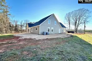 986 Central School Rd, Pomaria, SC 29126 - Photo 4