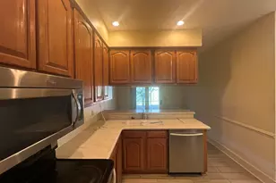 25 Southbury Ln, Columbia, SC 29209 - Photo 14