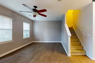 215 Favorite Ct, West Columbia, SC 29170 - Photo 2