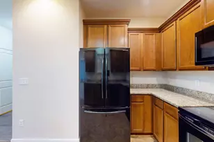 215 Favorite Ct, West Columbia, SC 29170 - Photo 8