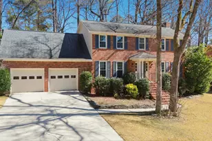 1037 Lofty Pine Dr, Columbia, SC 29212 - Photo 2