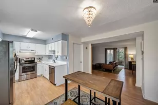 1100 Skyland Dr P4, Columbia, SC 29210 - Photo 8