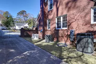 808 Poinsettia St, Columbia, SC 29205 - Photo 54