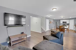 135 Savannah Wood Rd, Hopkins, SC 29061 - Photo 8