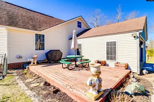 1080 Fox Young Rd, Wagener, SC 29164 - Photo 16