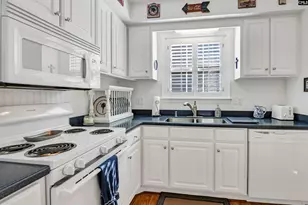 3700 Bush River Road H - 5, Columbia, SC 29210 - Photo 4