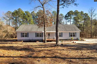 228 Smithfield Cir, Elgin, SC 29045 - Photo 2