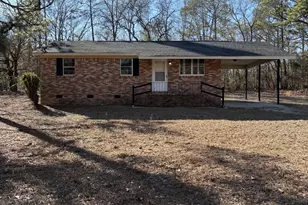 219 Silverberry Ln, Saint Matthews, SC 29135 - Photo 1