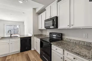 1323 Clemons Ln, Gilbert, SC 29054 - Photo 10