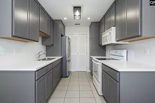 215 Parkstream Cir, West Columbia, SC 29170 - Photo 12