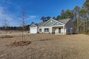 142 Middlesex Ct, Lugoff, SC 29078 - Photo 4