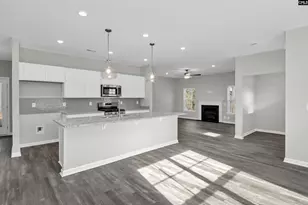 142 Middlesex Ct, Lugoff, SC 29078 - Photo 6