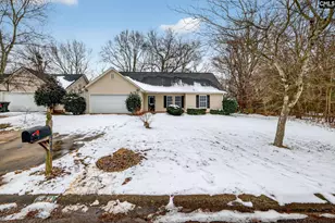 531 Lavendula St, Spartanburg, SC 29301 - Photo 2