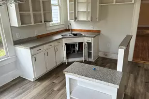 1907 Harrington, Newberry, SC 29108 - Photo 10